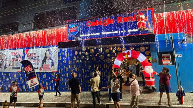 Natal Encantado do Colégio Renil reúne mais de duas mil pessoas