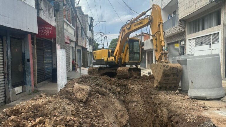 Prefeitura de Diadema implanta rede de drenagem no Núcleo Habitacional Naval