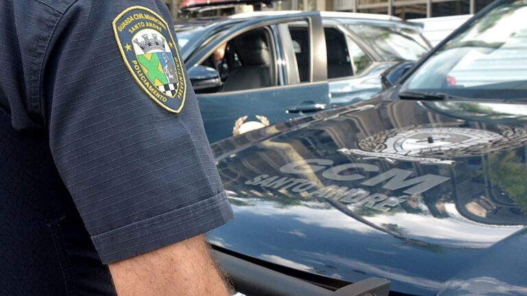 GCM de Santo André recupera veículo furtado e prende suspeito na Vila Francisco Matarazzo