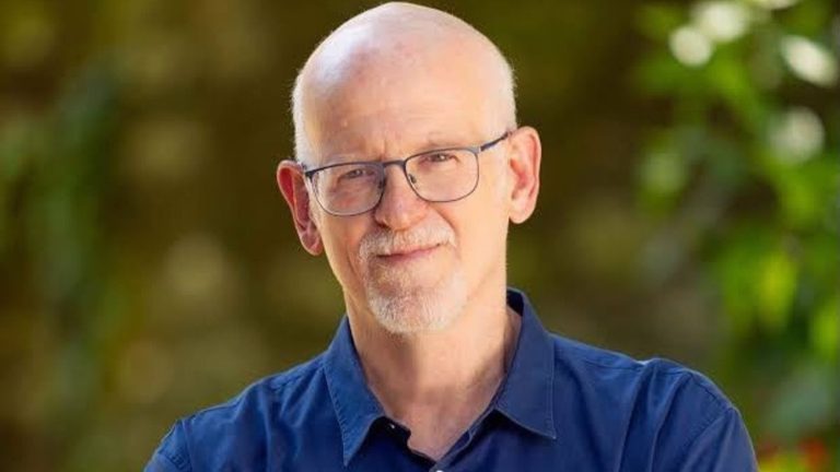 Colégio ARBOS recebe Daniel Becker para palestra gratuita sobre educação na era digital